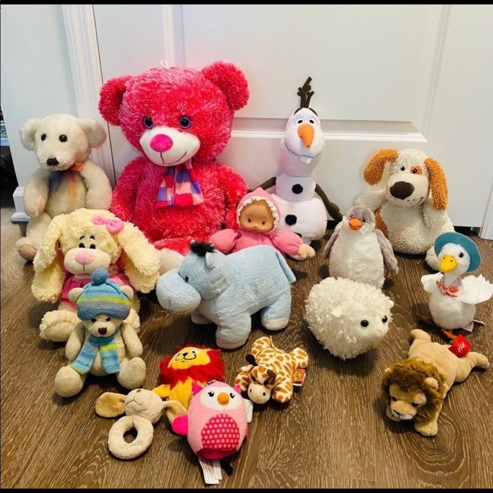 Lot of soft toys bundle.. Like new Stuff